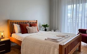 Sunny 4 Bedroom Apartment - With View