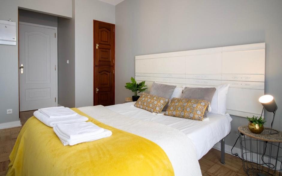 Sunny 4 Bedroom Apartment - With View Coímbra Exterior foto
